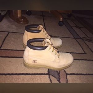 Women’s suede timberland boots